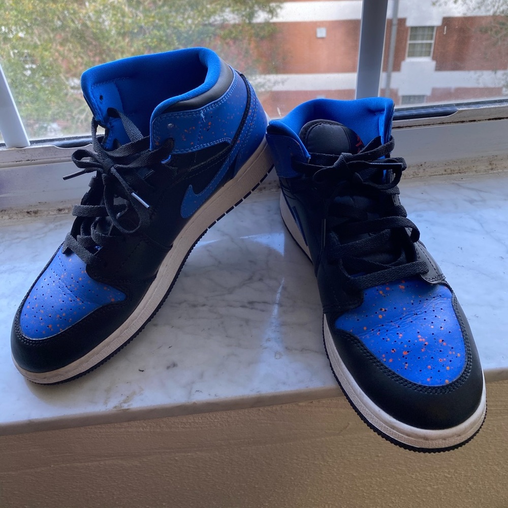 Jordan 1’s Royal Blue Splatter